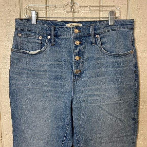 Madewell Cali Demi Boot Jeans in Dory Wash, size 31. - Picture 4 of 9